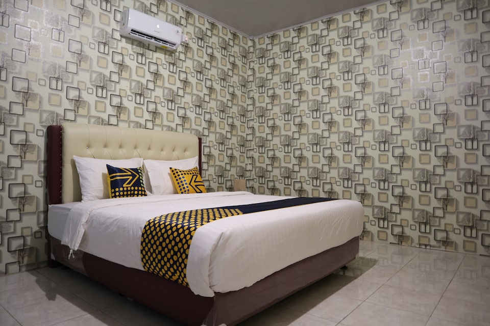 SPOT ON 2556 Lubuk Nyarai Homestay Syariah, Padang, Padang