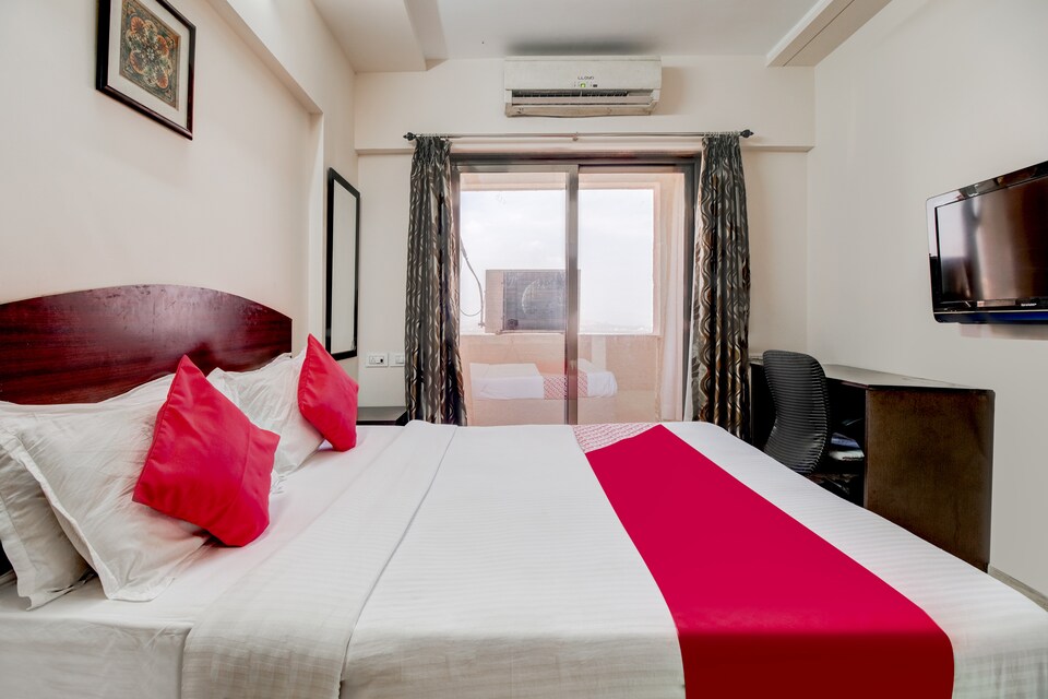 OYO 67417 Green Apple Hospitality, Mumbai Thane-Mulund-Bhandup, Mumbai