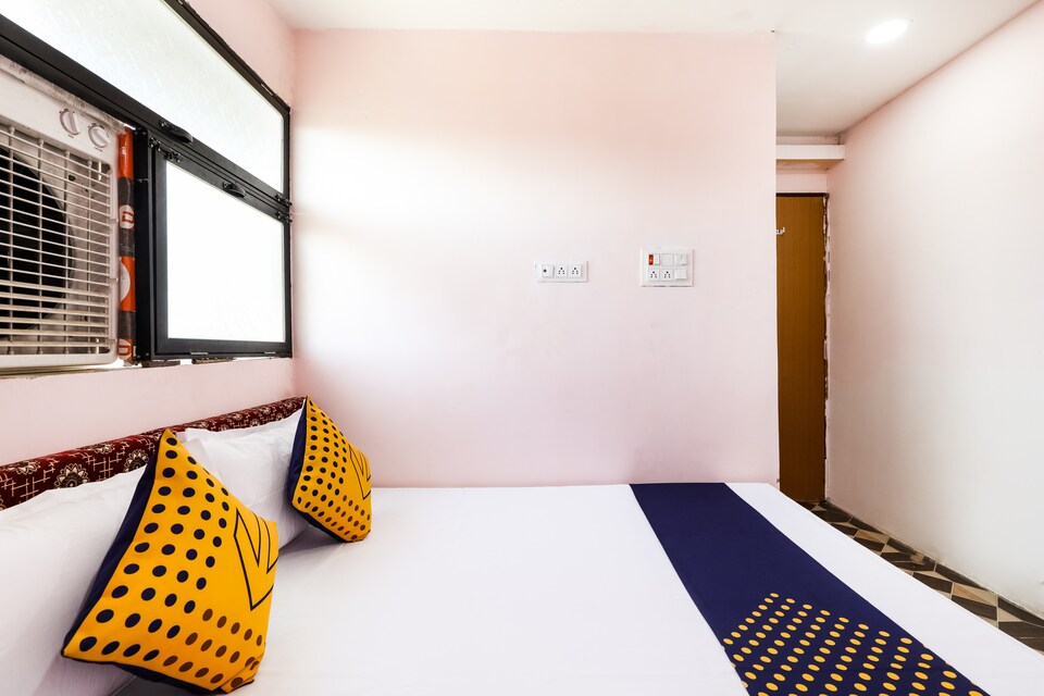 SPOT ON 67432 Hotel Kaveri, Omkareshwar City, Omkareshwar