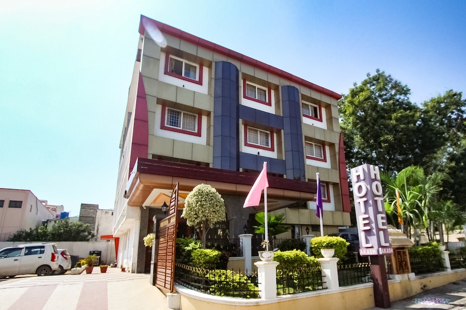 OYO 67438 Akash Residency, Mettur, Erode