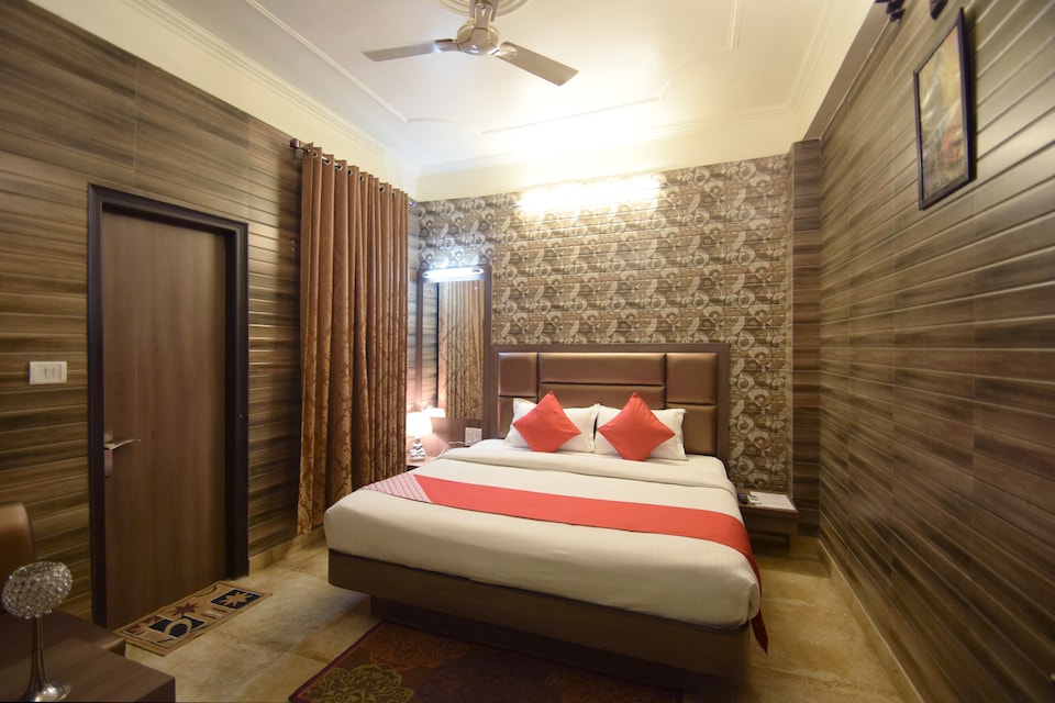 OYO 5540 Etiler Hotel, Katra, Katra