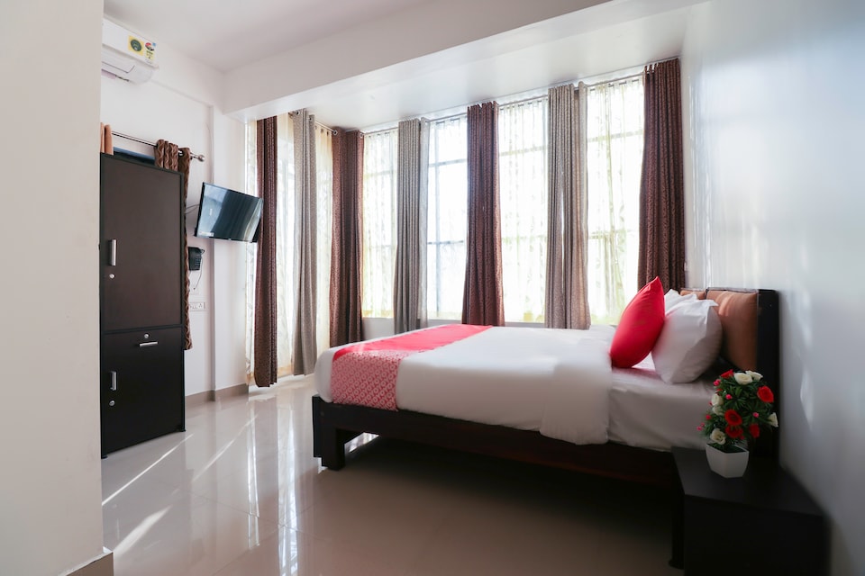 Live as KOC1021, Ankamaly Airport Kochi, Kochi