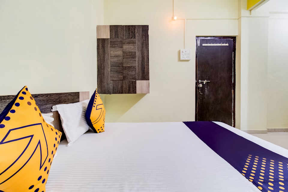 SPOT ON 67463 Shiv Residency, Trimbakeshwar Nashik, Nashik