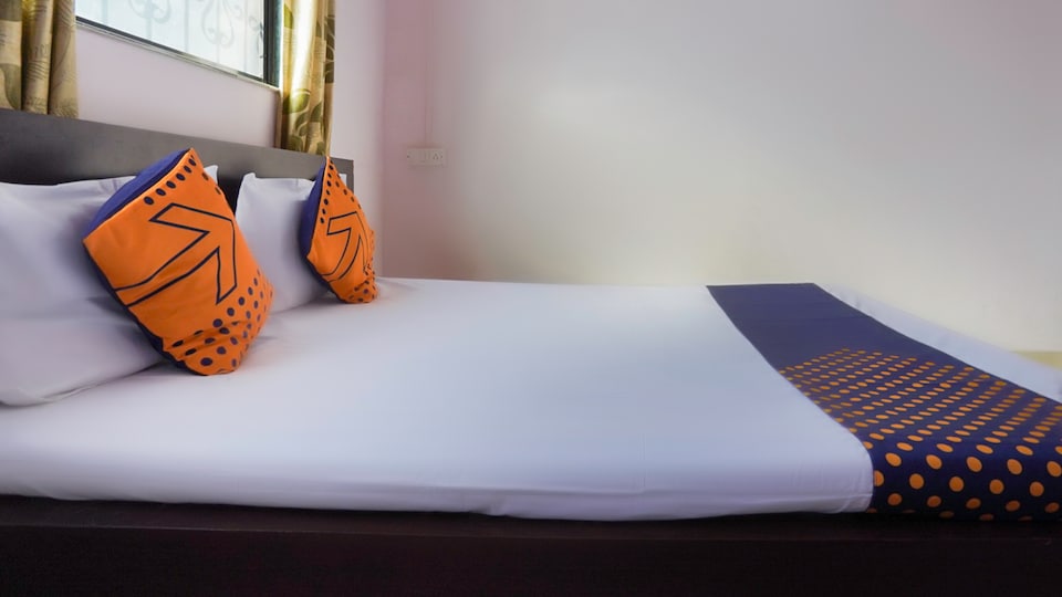 SPOT ON 67466 Shantai Lodge, Jejuri, Pune