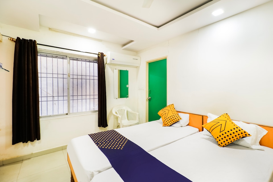 SPOT ON 67475 Shri Shubha Sai Residency , Sitabuldi Nagpur, Nagpur