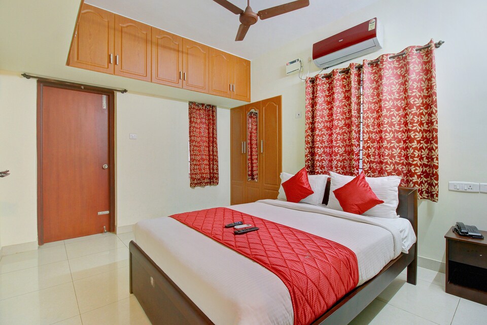 OYO 10735 Cozee Stay, Mylapore, Chennai