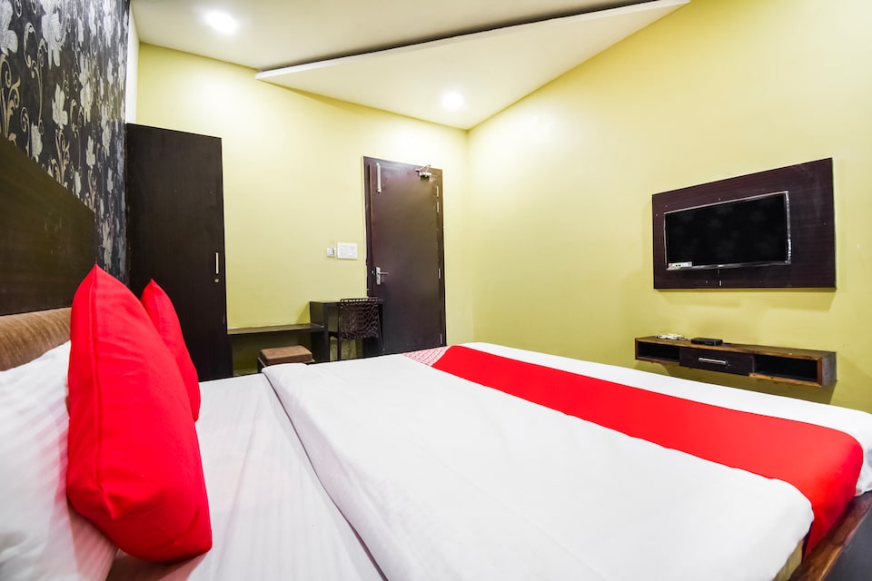 OYO 67502 Dilbag Pride, Tatibandh Road, Raipur