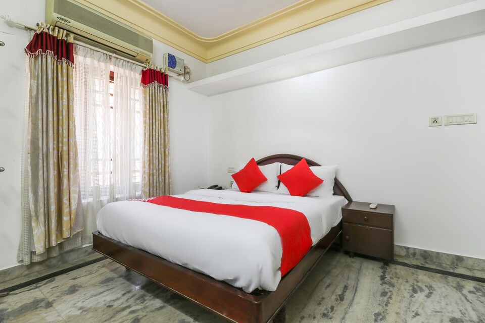 OYO 67520 Hotel Wintro, Thampanoor Trivandrum, Trivandrum