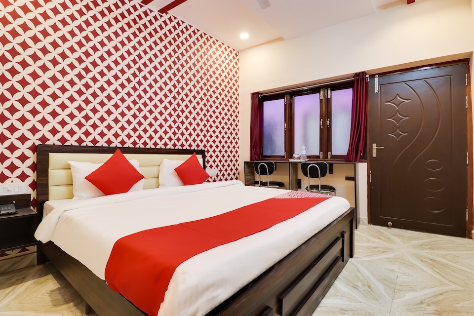 Hotel O Shree Karuna, Airport Lucknow, Lucknow