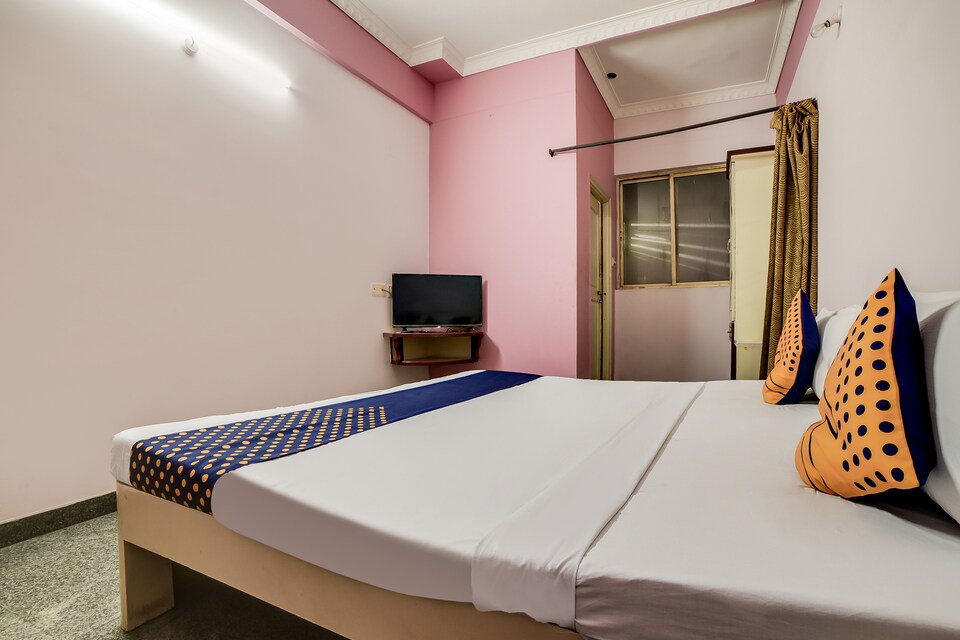 SPOT ON 67608 Sri Narasimha Lodge, Madanapalle, Chittoor