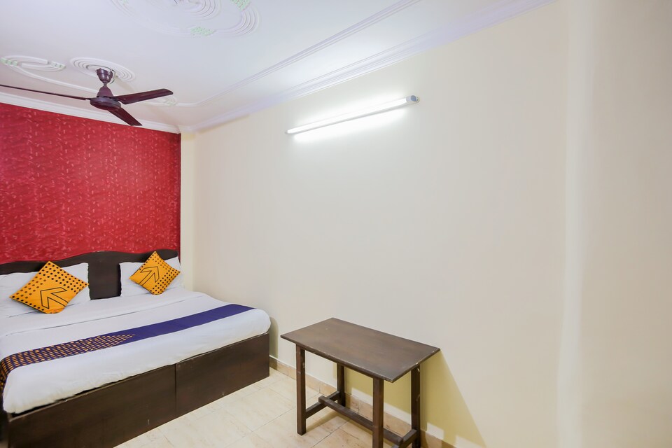 LIVE on DEl1628, Nizamuddin Delhi, Delhi