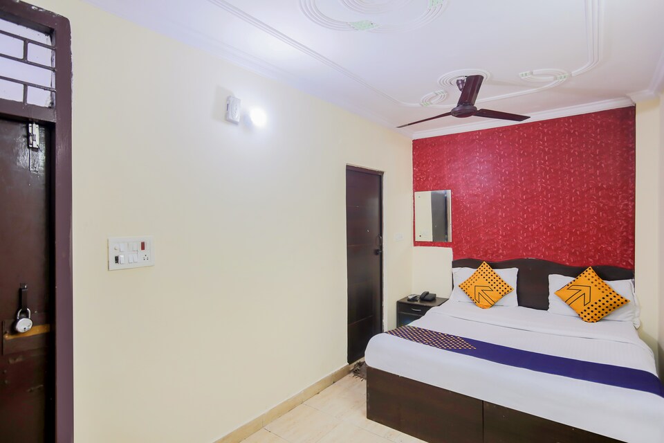 LIVE on DEl1628, Nizamuddin Delhi, Delhi