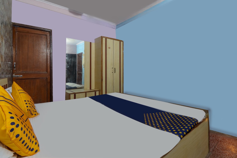 SPOT ON 67619 Homestay, Corporate Complex, Agra