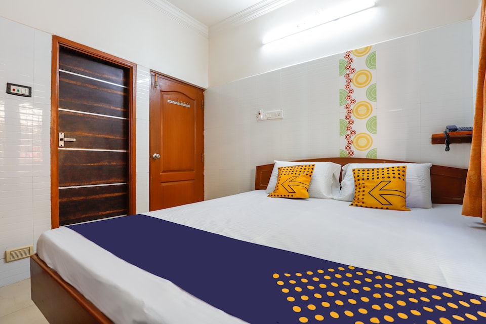 OYO Jk Guest House, Chepauk Chennai, Chennai