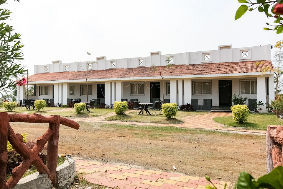 Hotel O Nisarg Resort, Vijay Nagar - Jabalpur, Jabalpur