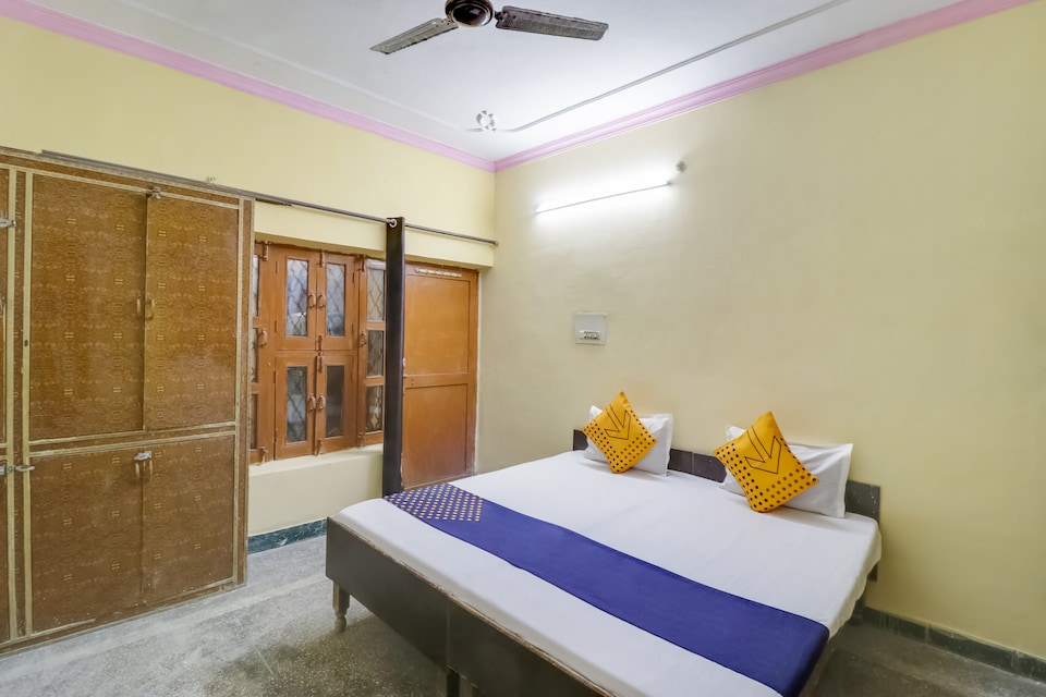 SPOT ON 67673 Hotel Kataria , Bhiwadi, Bhiwadi