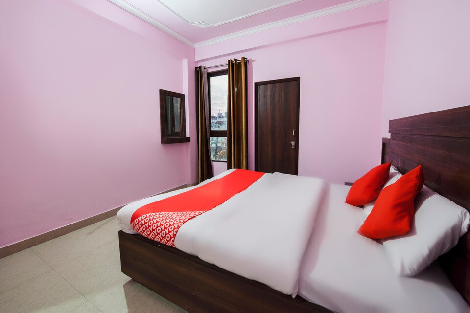 OYO Jamwal Palace, Katra, Katra