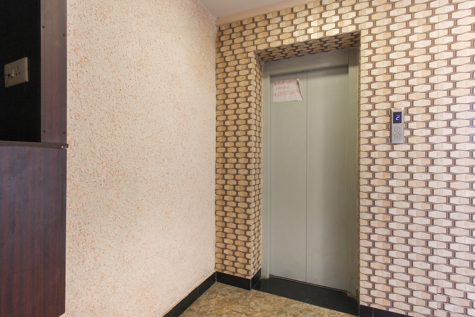 OYO 67689 Sri Jeya Vishnu Residency, Madurai City Centre, Madurai