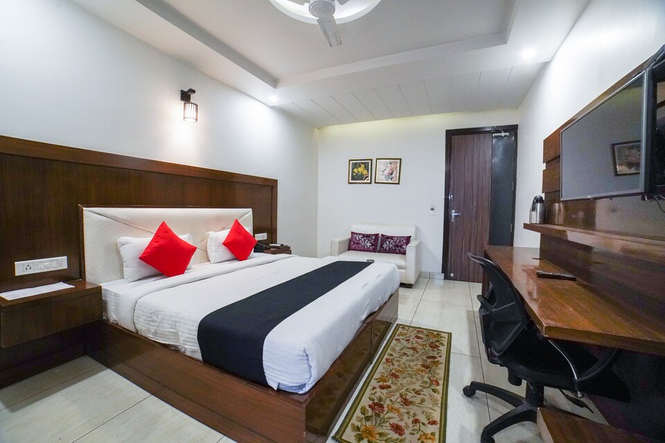 Hotel O Prem Ratna, Dehradun Railway Station, Dehradun