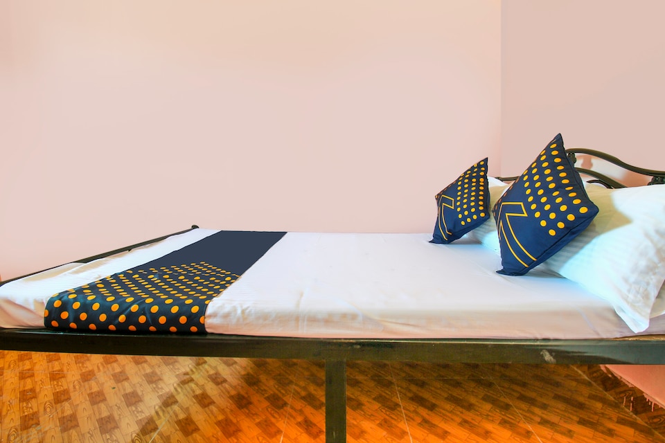 SPOT ON 67701 Hotel Rajwada, Wagholi Pune, Pune