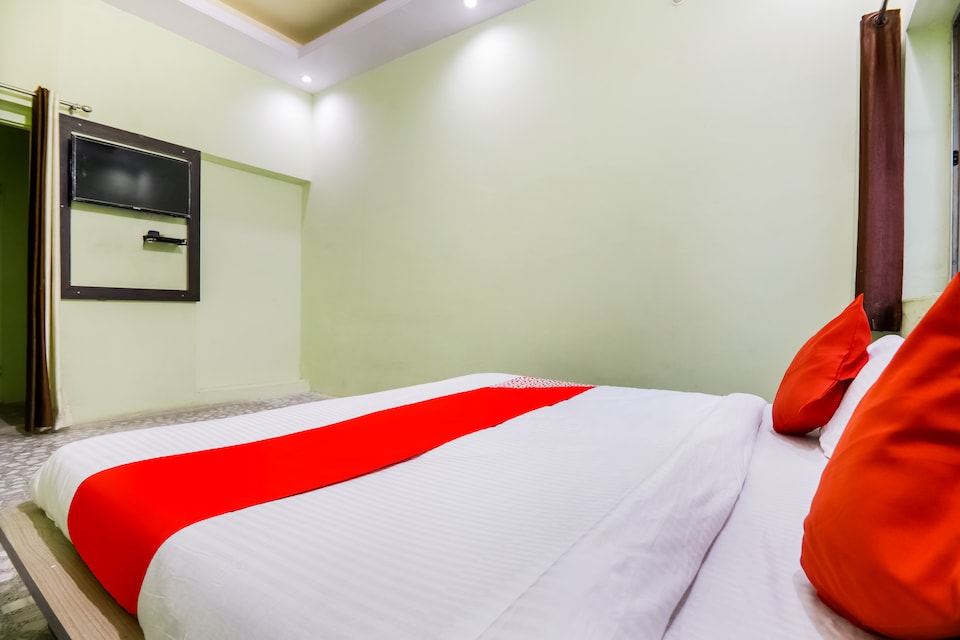 OYO 67704 Hotel Kishan Vilas, Sikar, Sikar