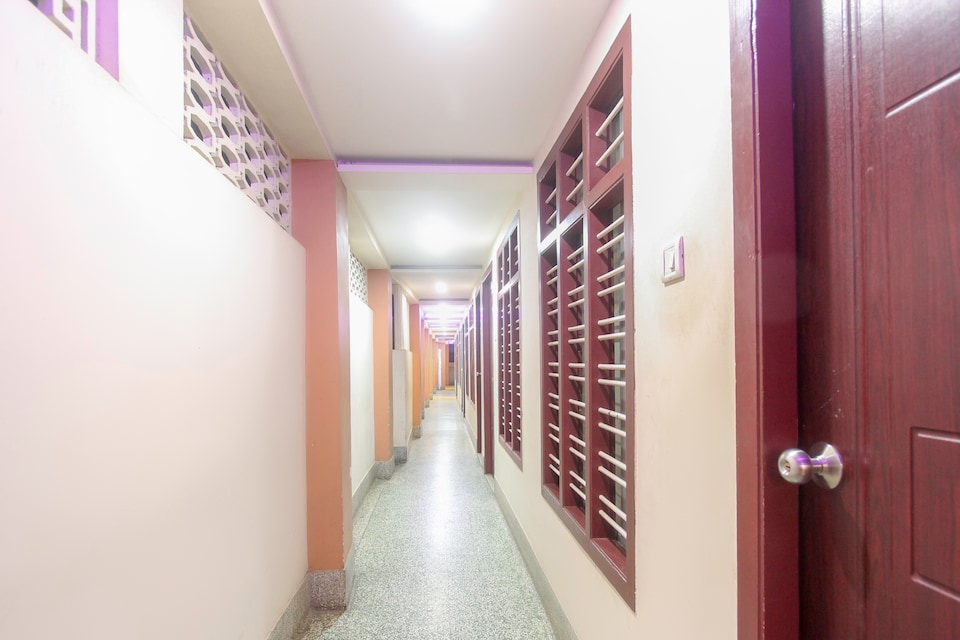 OYO 67705 Ashoka Palace, Madurai City Centre, Madurai