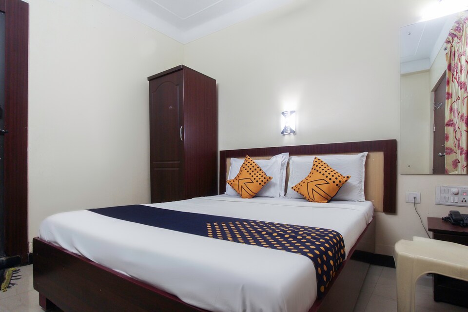 OYO 67705 Ashoka Palace, Madurai City Centre, Madurai