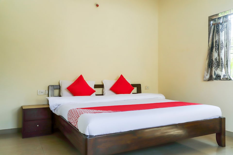 OYO 67722 Surve Resort, Mangaon, Mangaon