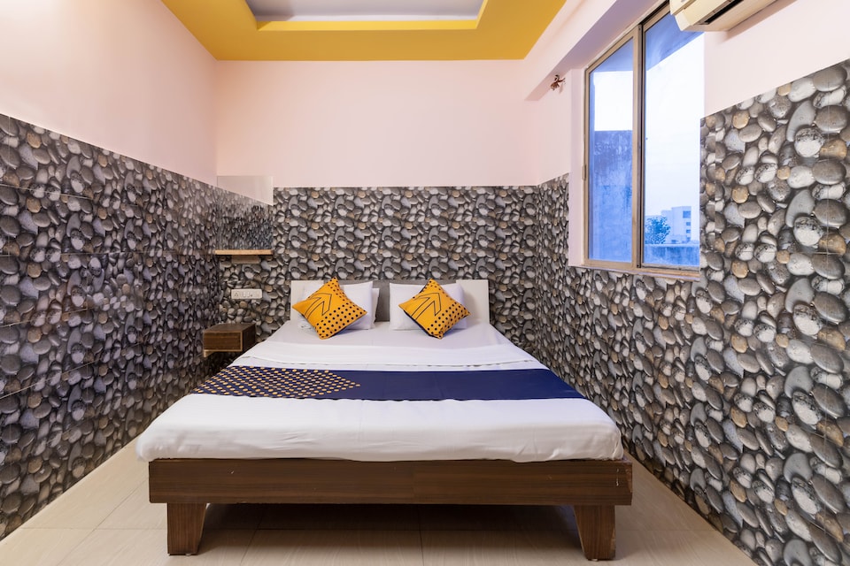 SPOT ON 67724 Hotel Prince Residency, Ahmedabad Airport, Ahmedabad