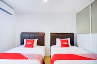 Collection O Medan City Center Near Manhattan Times Square Formerly Grand Z Suites