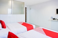 Collection O Medan City Center Near Manhattan Times Square Formerly Grand Z Suites