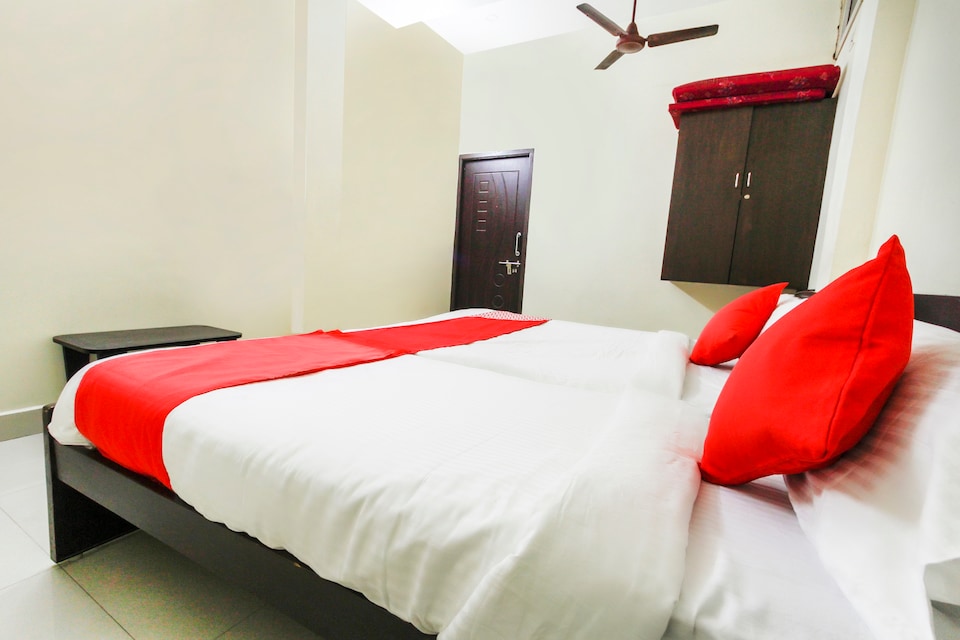 OYO 67737 Happy Rooms, Vadapalani Chennai, Chennai