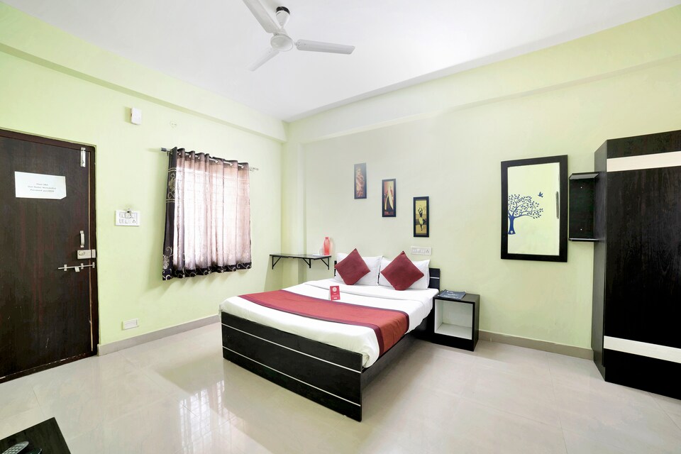 Hotel O Hitech Suites, Madhapur, Hyderabad