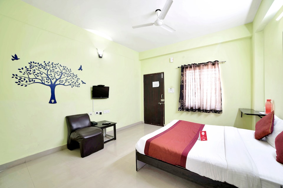 Hotel O Hitech Suites, Madhapur, Hyderabad