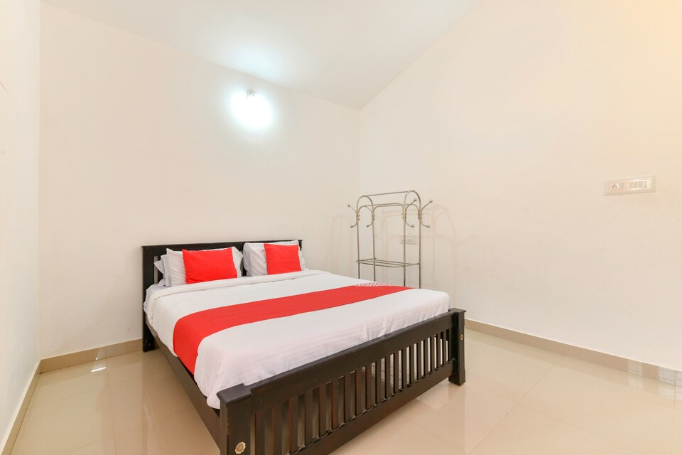 OYO 67752 Mubarak Holiday Inn, Thekkady, Thekkady