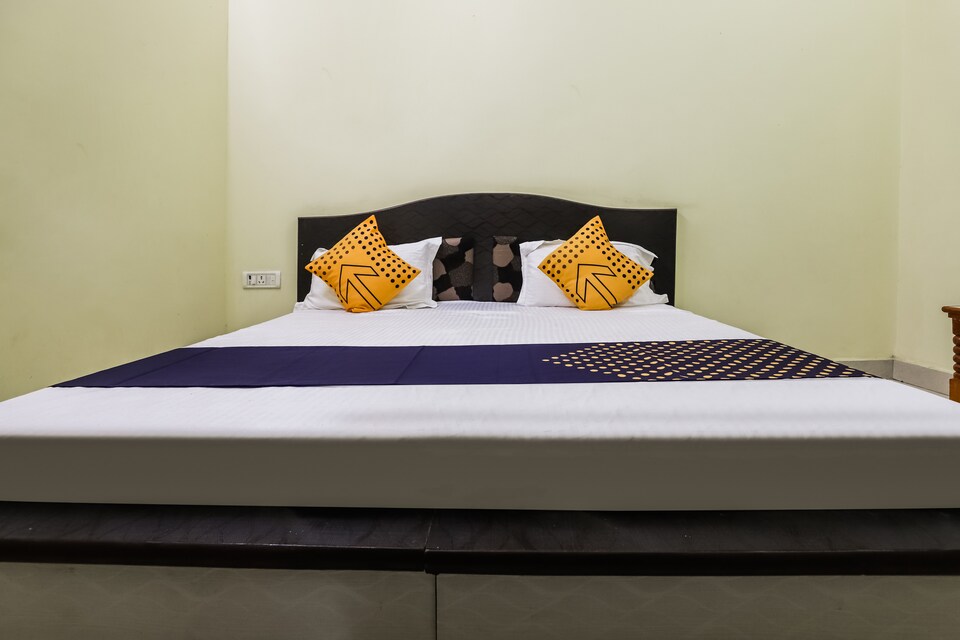 SPOT ON 67754 Shri Kishori Ju Plaza, Orchha, Orchha