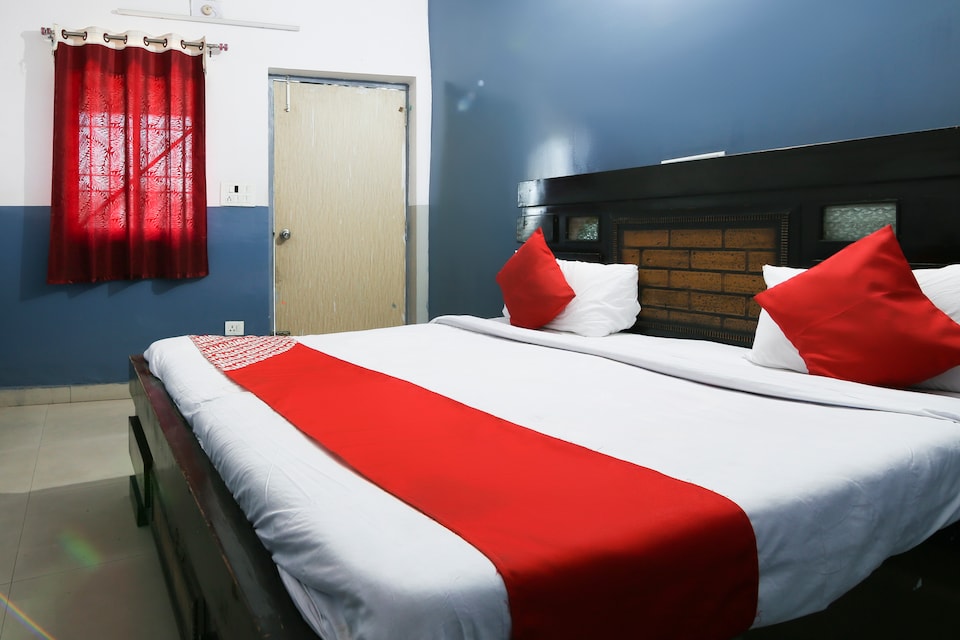 OYO 67779 Hotel Silverland, Ormanjhi, Ranchi