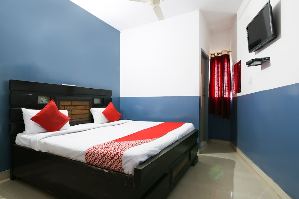 OYO 67779 Hotel Silverland, Ormanjhi, Ranchi