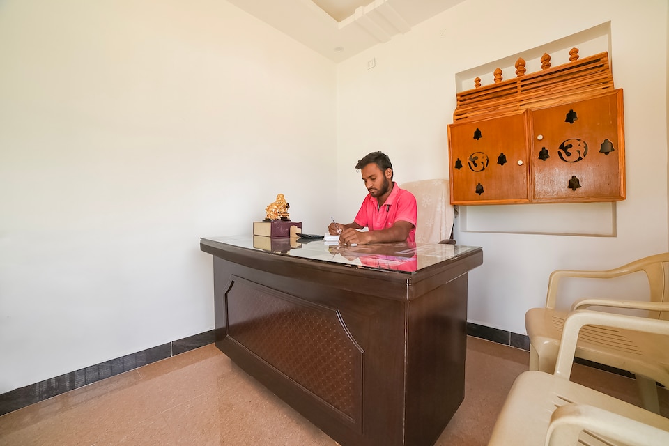 OYO Bgr Gardens, Chandragiri Fort Tirupati, Tirupati