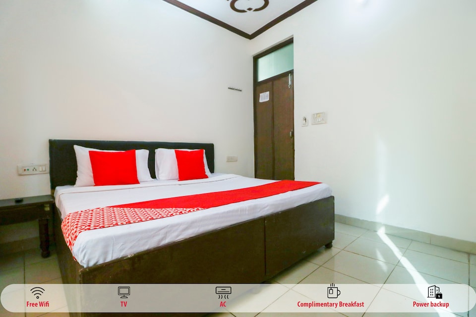 OYO 67793 Dharam Niwas Guest House, Golden Temple Road Amritsar, Amritsar