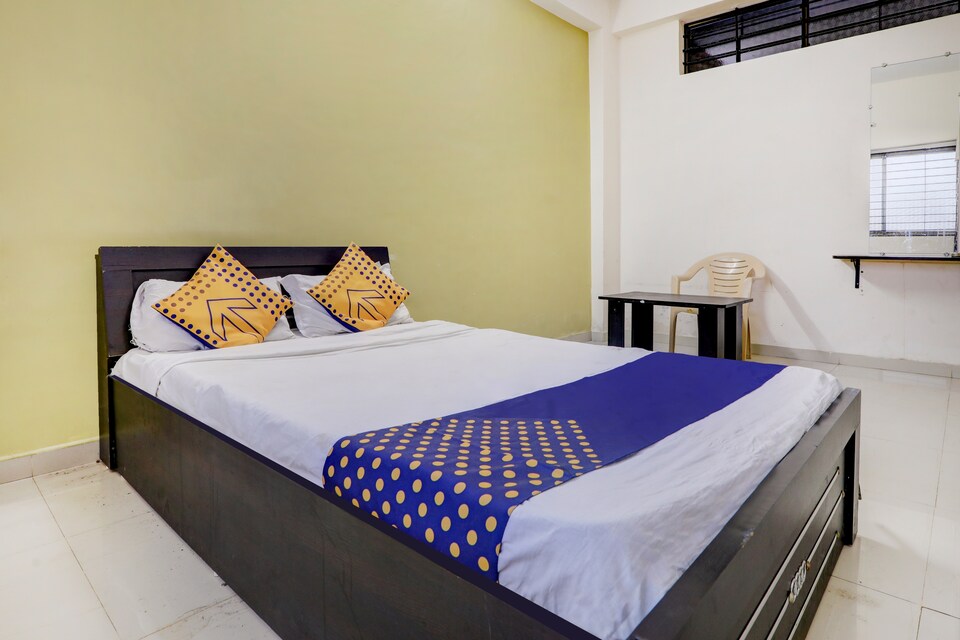 SPOT ON 67795 Arpita Bar Restaurant And Lodging, Bijapur city, Bijapur