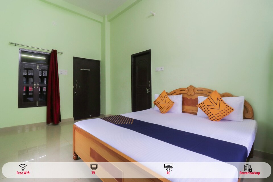 SPOT ON 67800 Khushi Palace, Assi Ghat Varanasi, Varanasi