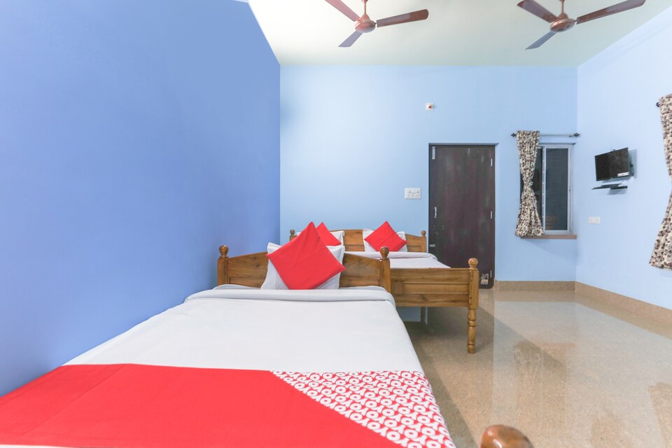 OYO 67824 Anandam Anusthan Bhaban And Lodge, Shantiniketan, Shantiniketan