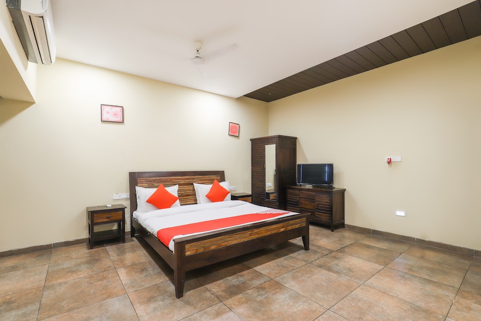 OYO 67828 Casa Paradise, Karelibaug Vadodara, Vadodara