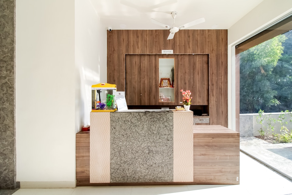 Capital O 67839 Hotel Divya, Abu-Road, Mount-Abu