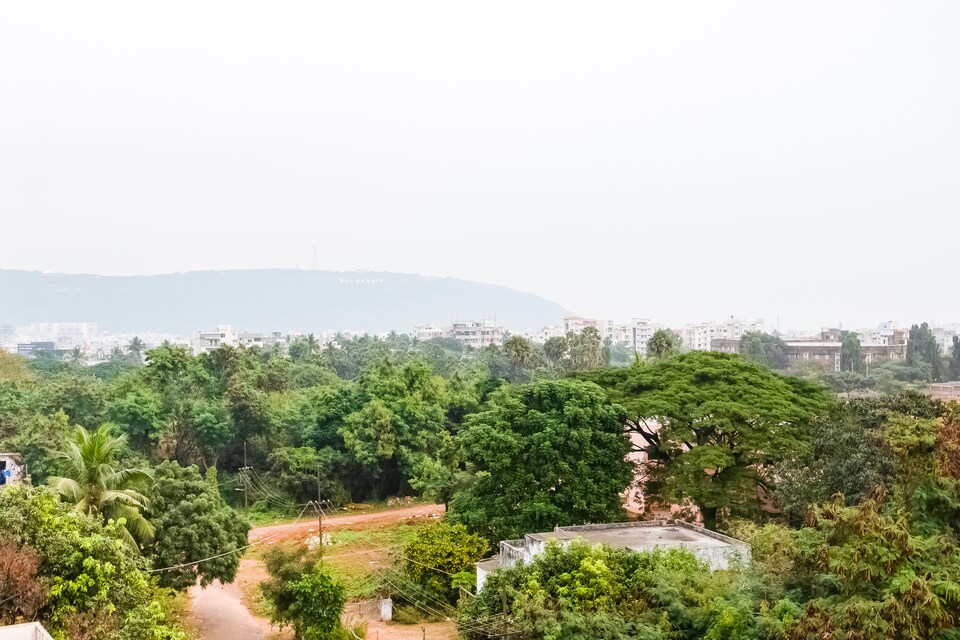 Capital O 67860 Athidi Grand, Transit Vizag, Visakhapatnam