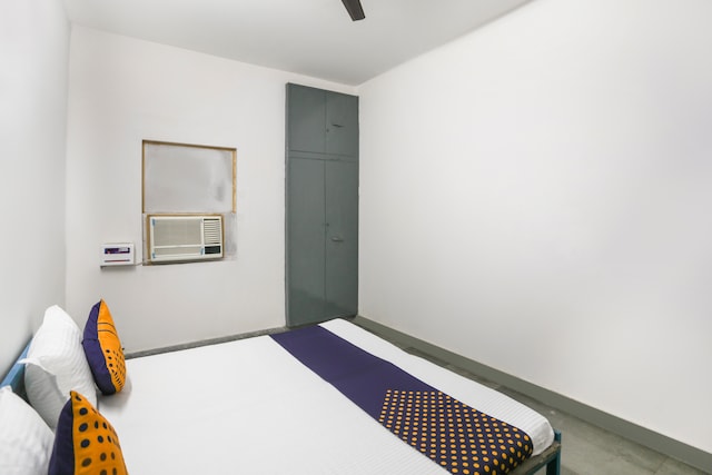 SPOT ON Pacific Stay 1 Near Pvr Ansal Plaza Greater Noida