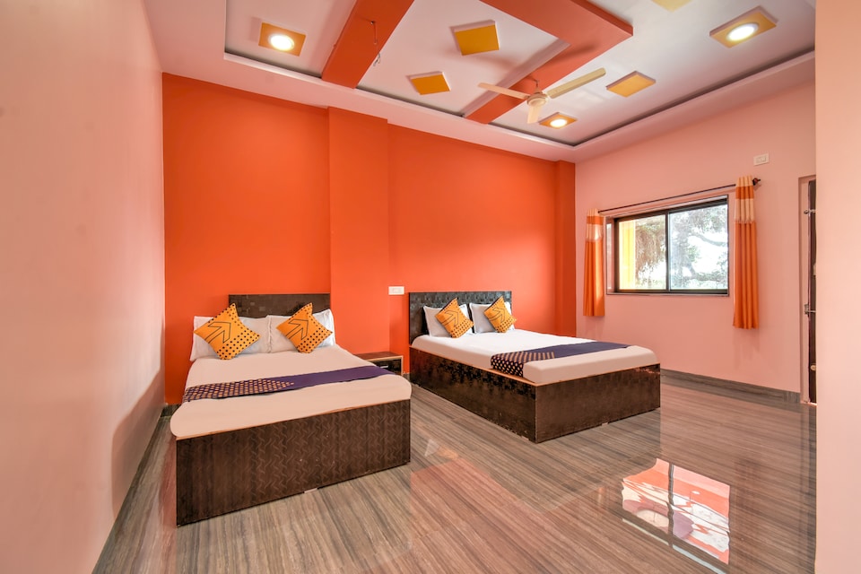 SPOT ON 67873 Hotel Nisarg Lodging, Daulatabad Fort, Aurangabad
