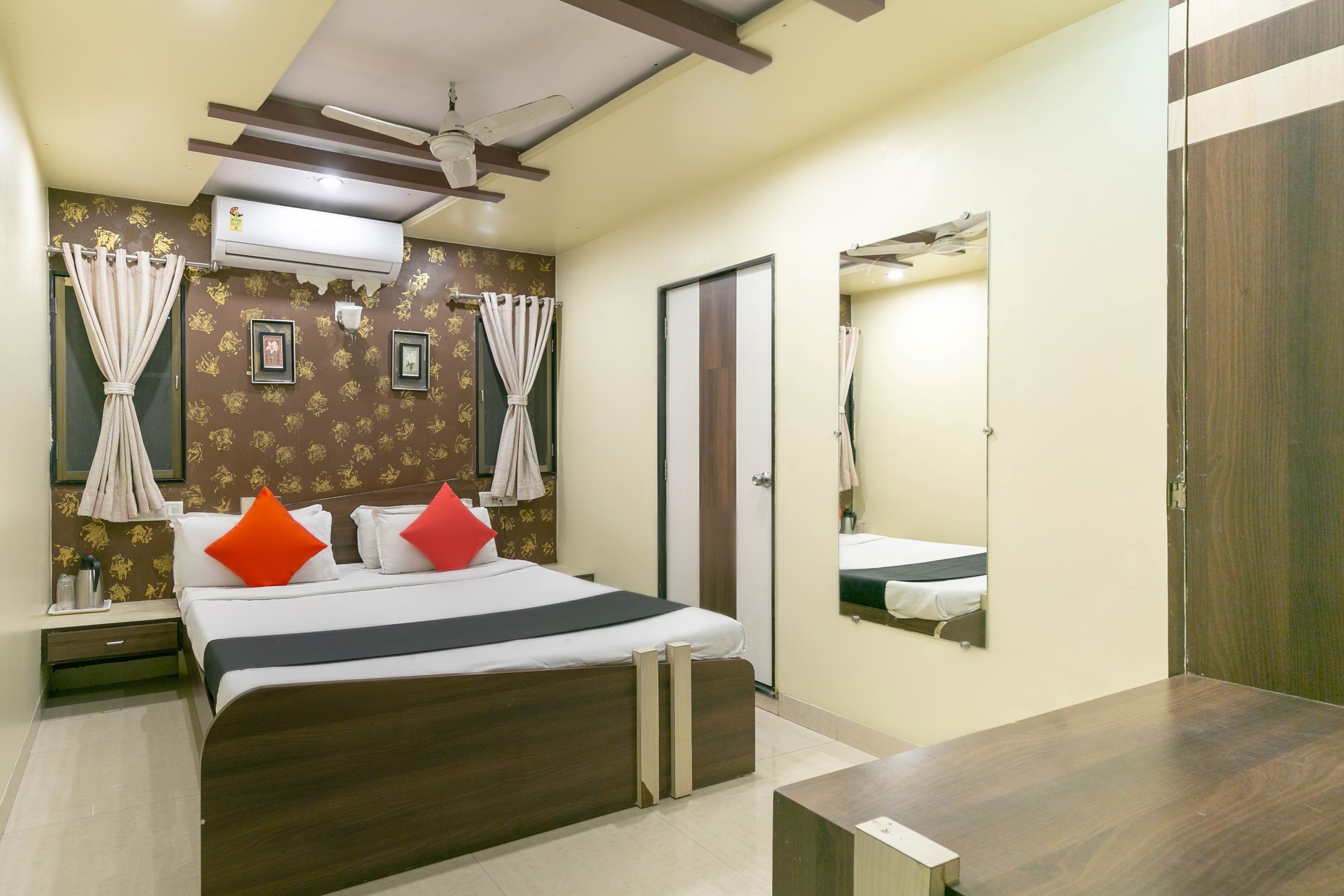 Capital O Hotels Near Arpit Hospital Porbandar Starting 1001