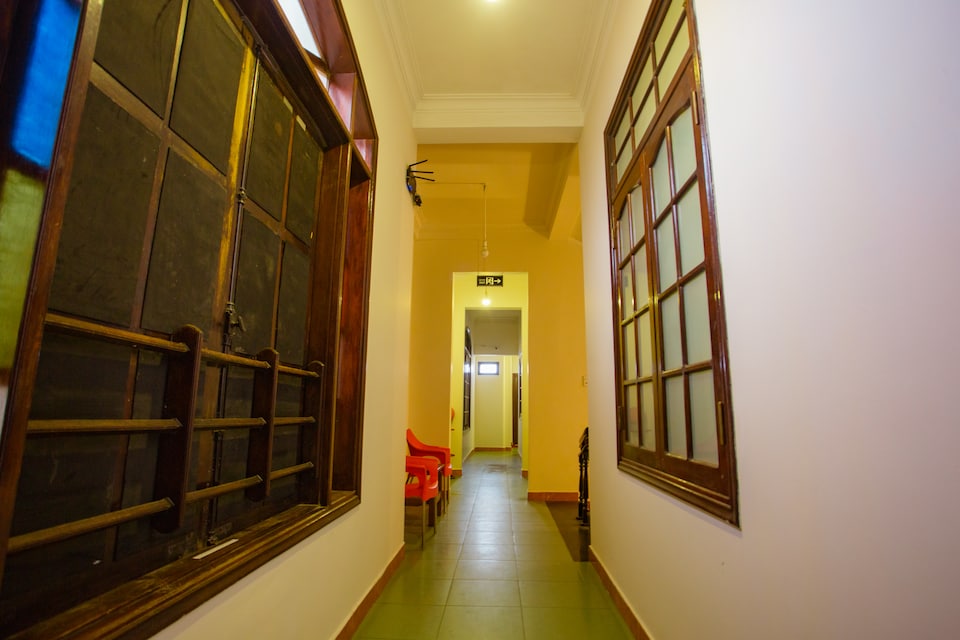 OYO 720 Glenda Hotel, Phu Hoi, Hue